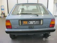 Usata Lancia Delta 78 CV (57 kW) 1985 Blu Utilitaria