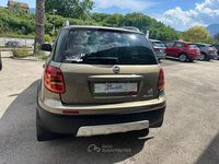 Usata Fiat Sedici 120 CV (88 kW) 2007 Oro SUV