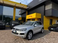 Usata VW Touareg 239 CV (175 kW) 2011 Grigio SUV