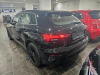 Begagnad Audi A3 S-Line 150 HK (110 kW) 2023 Svart Sedan