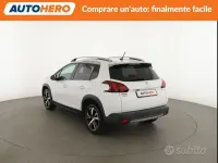 Usata Peugeot 2008 110 CV (80 kW) 2017 Bianco SUV