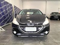 Usata Peugeot 208 Access 82 CV (60 kW) 2012 Nero Utilitaria