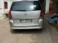 Usata Opel Zafira 2008 Grigio Monovolume