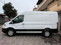 Usado Ford Transit Trend 130 CV (95 kW) 2021 Blanco