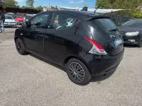 Usata Lancia Ypsilon 69 CV (50 kW) 2015 Nero Utilitaria