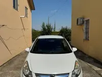 Usata Opel Corsa Edition 85 CV (62 kW) 2010 Bianco Utilitaria