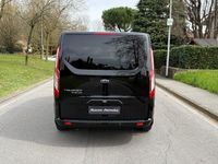 Usata Ford Tourneo Titanium 170 CV (125 kW) 2023 Nero Monovolume