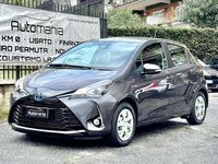 Usata Toyota Yaris Hybrid Business Edition 92 CV (67 kW) 2020 Grigio Berlina