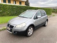 Usata Fiat Sedici Dynamic 107 CV (78 kW) 2006 Argento SUV