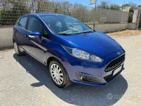 Usata Ford Fiesta Business Edition 82 CV (60 kW) 2017 Blu Utilitaria