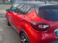 Usata Renault Captur 90 CV (66 kW) 2019 Rosso SUV