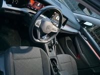 Usata VW Golf VIII 131 CV (96 kW) 2023 Grigio Berlina