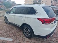 Usata Mitsubishi Outlander 2017 Bianco SUV