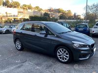 Usata BMW 218 Luxury Line 149 CV (109 kW) 2016 Grigio Monovolume