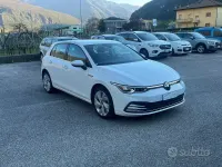 Usata VW Golf VIII Style 131 CV (96 kW) 2023 Bianco Berlina