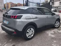 Usata Peugeot 3008 Active 120 CV (88 kW) 2017 Argento SUV