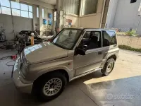 Usata Suzuki Vitara 87 CV (63 kW) 2003 Grigio SUV
