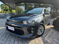Usata Kia Rio 82 CV (60 kW) 2020 Grigio Berlina
