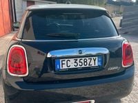 Usata Mini Cooper D 116 CV (85 kW) 2016 Nero Utilitaria