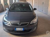 Usata Opel Astra Sport 115 CV (84 kW) 2011 Grigio Station wagon