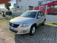 Usata VW Tiguan 140 CV (102 kW) 2008 Grigio SUV
