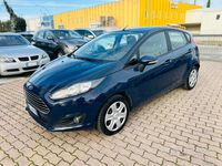 Usata Ford Fiesta 102 CV (75 kW) 2014 Blu Utilitaria