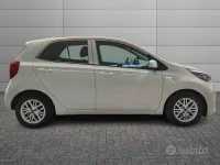 Usata Kia Picanto Urban 67 CV (49 kW) 2023 Bianco Utilitaria