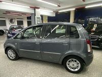 Usata Lancia Musa 77 CV (56 kW) 2011 Grigio Monovolume