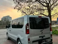 Usata Renault Trafic 150 CV (110 kW) 2024 Argento Monovolume