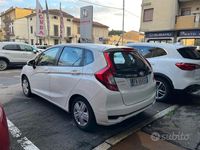 Usata Honda Jazz Trend 102 CV (75 kW) 2018 Grigio Utilitaria