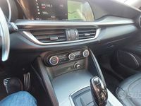 Usata Alfa Romeo Stelvio Competizione 210 CV (154 kW) 2017 Rosso SUV