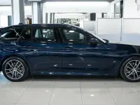 Usata BMW 520 M Sport 190 CV (139 kW) 2023 Blu Berlina
