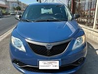 Usata Lancia Ypsilon 85 CV (62 kW) 2018 Blu Utilitaria