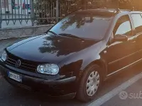 Usata VW Golf IV 101 CV (74 kW) 2001 Nero Berlina