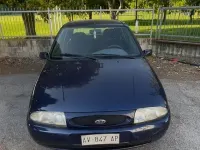 Usata Ford Fiesta Ghia 90 CV (66 kW) 1997 Blu Utilitaria