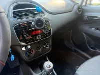 Usata Fiat Punto 69 CV (50 kW) 2016 Bianco Utilitaria
