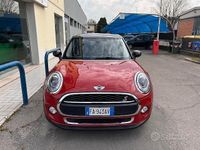 Usata Mini Cooper D 116 CV (85 kW) 2015 Rosso Utilitaria