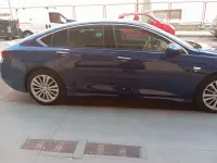 Usata Opel Insignia Innovation 166 CV (122 kW) 2018 Bluazzurro Berlina