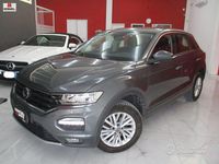 Usata VW T-Roc Business 110 CV (80 kW) 2021 Grigio SUV