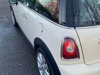 Usata Mini Cooper 120 CV (88 kW) 2009 Bianco Utilitaria