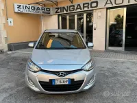 Usata Hyundai i20 Edition 75 CV (55 kW) 2014 Grigio Utilitaria