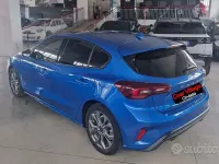 Usata Ford Focus ST-Line 125 CV (91 kW) 2023 Bluazzurro Berlina