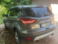 Usata Ford Kuga 140 CV (102 kW) 2014 Grigio SUV