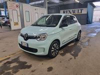 Usata Renault Twingo Techno 30 kW (42 CV) 2022 Blue shopping Utilitaria