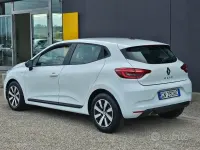 Occasion Renault Clio V Equilibre 91 PK (66 kW) 2023 Wit Sedan
