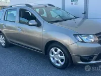 Usata Dacia Logan MCV Lauréate 75 CV (55 kW) 2015 Marrone Station wagon