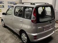 Usata Toyota Yaris 86 CV (63 kW) 2002 Argento Station wagon