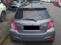 Usata Toyota Yaris Style 90 CV (66 kW) 2012 Grigio Berlina