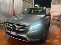 Usata Mercedes GLC250 Exclusive 204 CV (150 kW) 2019 Grigio Station wagon