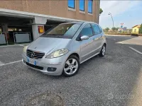 Usata Mercedes A180 Avantgarde 109 CV (80 kW) 2007 Grigio Berlina